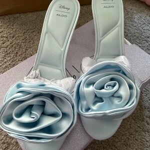 Aldo Women's Light Blue Satin Floral Slippers